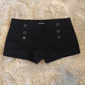 Express Shorts
